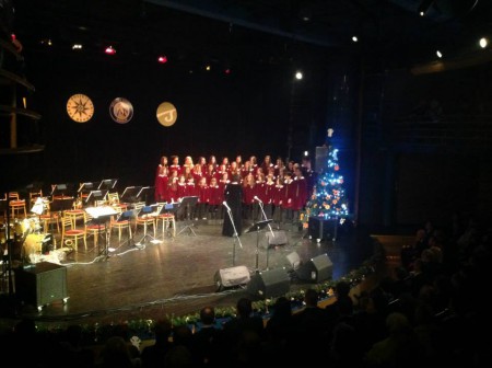 Koncert s BB HHS a Tomášem Savkou a Katkou Herčíkovou 3.12. 2013 v Sokolově...a jedna v hábitech :D